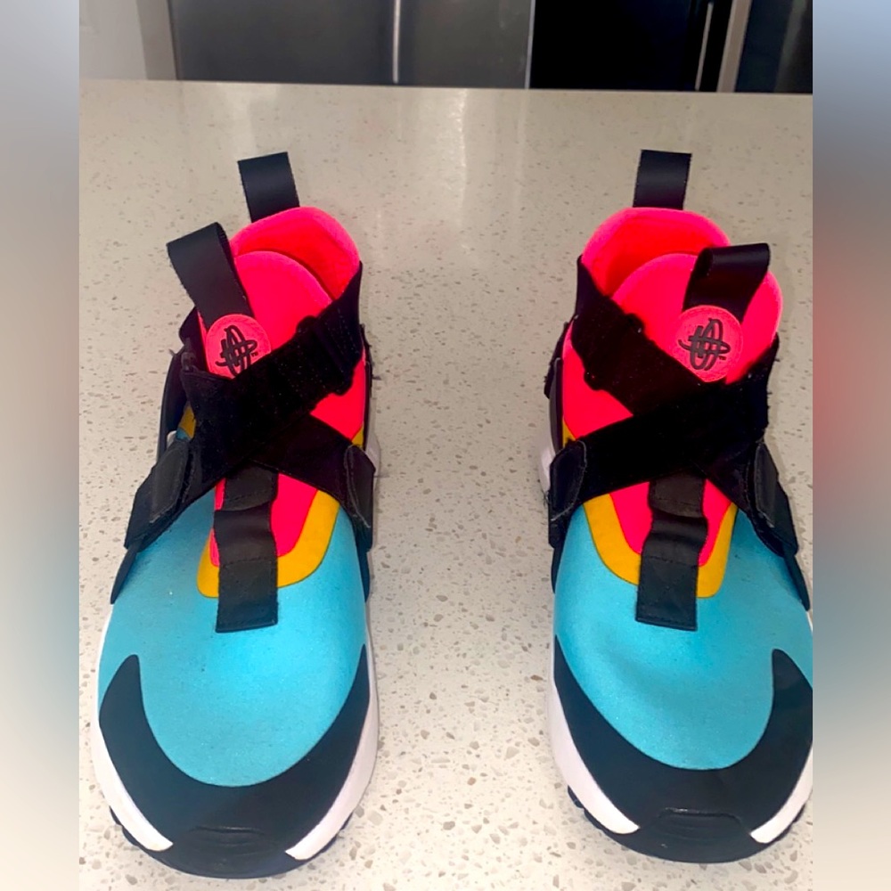 Nike Air Huarache 7.5